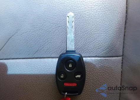 2010 Honda Pilot Ex-L z USA, uszkodzony, nr VIN 5FNYF4H68AB006276